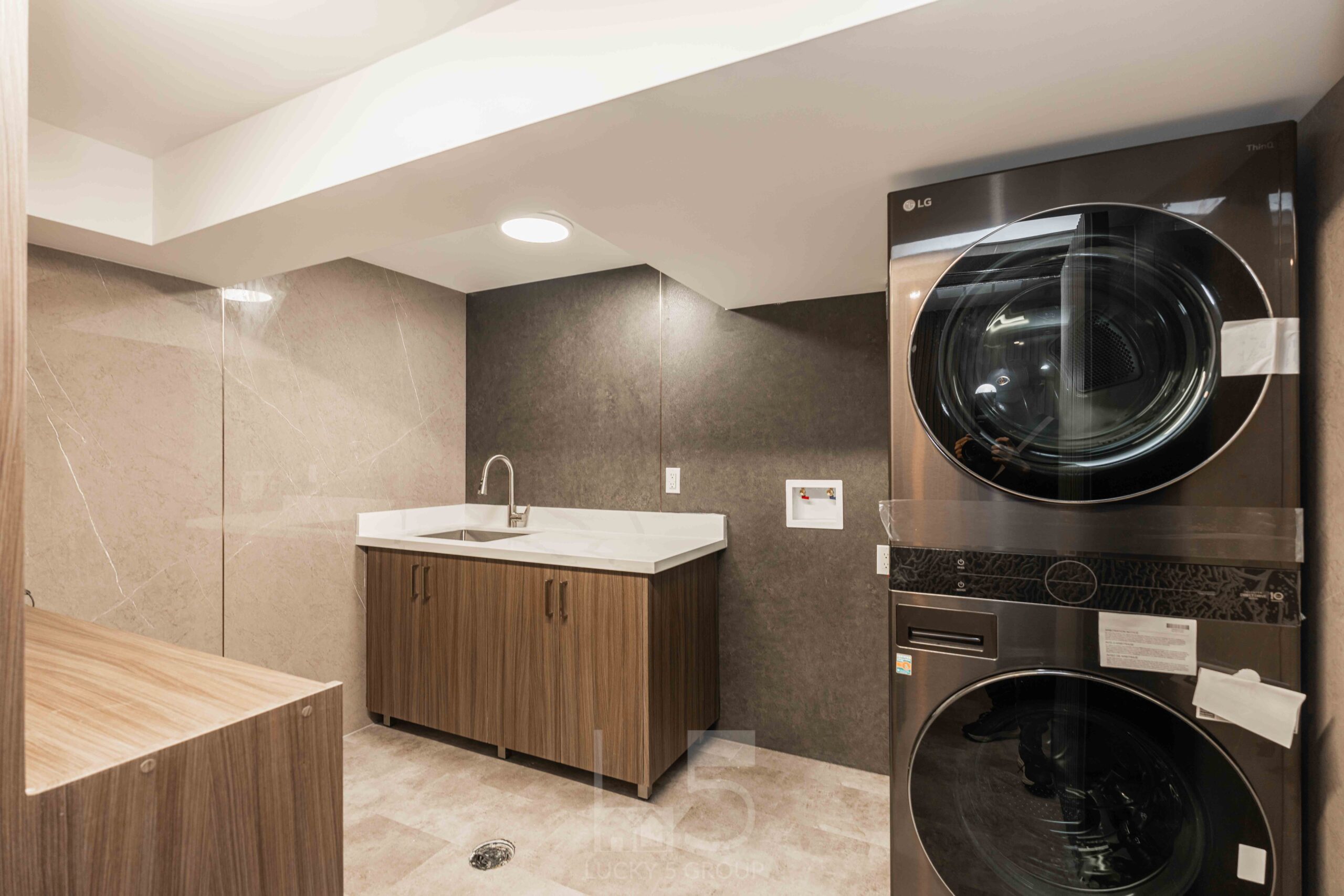 Completed home laundry room - Home improvement by Lucky 5 Group